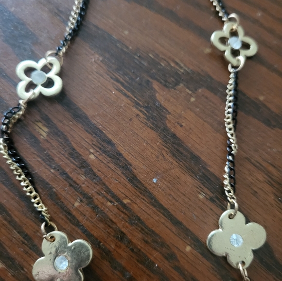 Clover necklace - Picture 4 of 6
